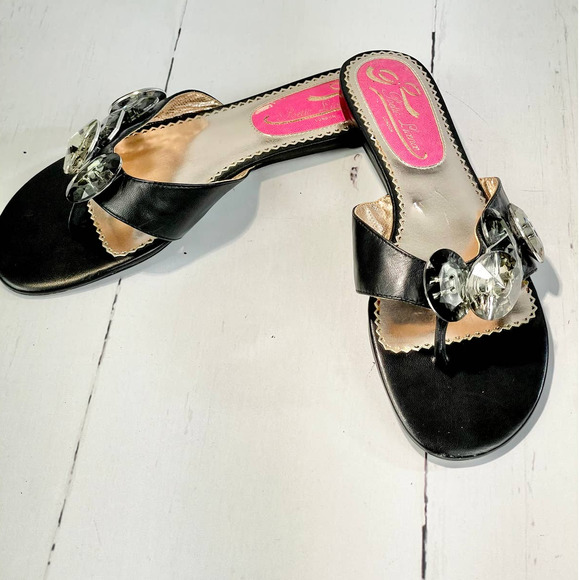 Poetic License Shoes - ❤️ Poetic License Black Just a GEM Flip Flops (Sz 8.5)